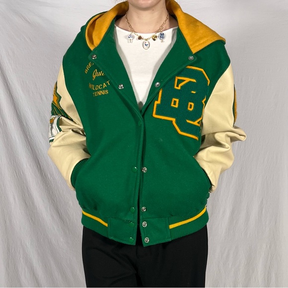 vintage varsity jacket - Picture 2 of 8